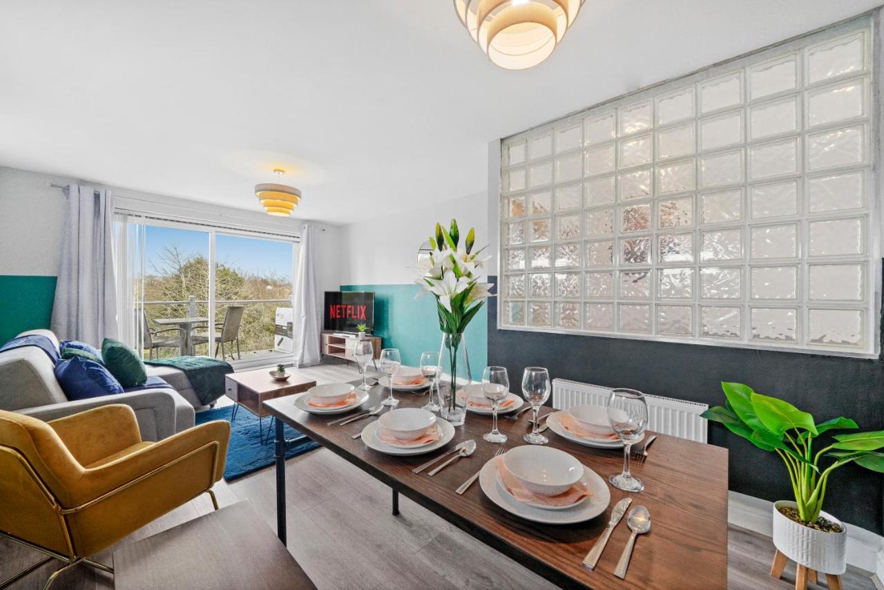 The Stylish Warwick Abode - Balcony - Garden Villa Leek Wootton Bagian luar foto